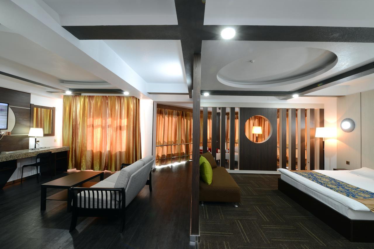 Zolo Hotel Ułan Bator Zewnętrze zdjęcie